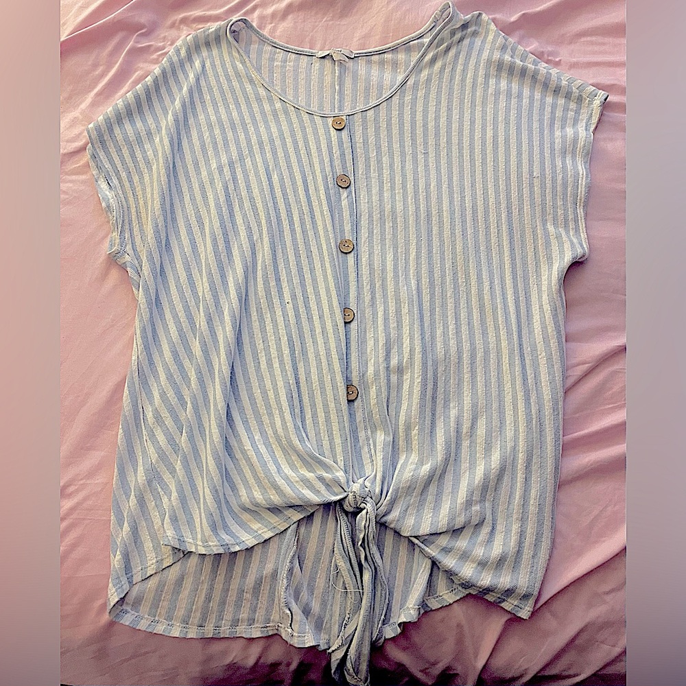 Striped knotted blouse